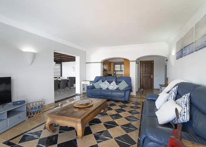 Superb Casa Herlanda 3 Bedrooms Pool Table *