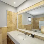 Superb Casa Herlanda 3 Bedrooms Pool Table Βίλα