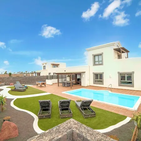 וילה Superb Casa Herlanda 3 Bedrooms Pool Table