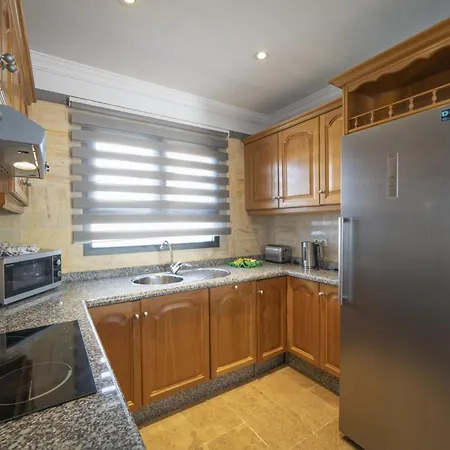 וילה Superb Casa Herlanda 3 Bedrooms Pool Table