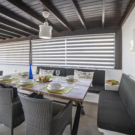 וילה Superb Casa Herlanda 3 Bedrooms Pool Table