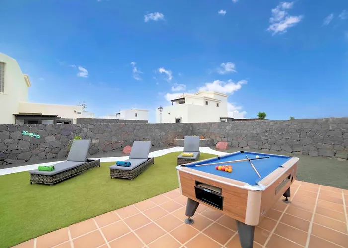 Vila Superb Casa Herlanda 3 Bedrooms Pool Table