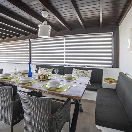 Superb Casa Herlanda 3 Bedrooms Pool Table Villa *